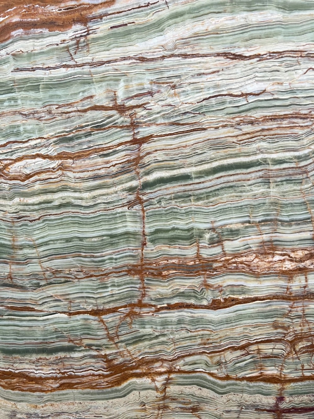 EMERALD GREEN ONYX TRAVERTINE